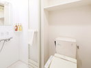 ◆(客室一例)シャワー・トイレは別です。