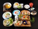 *【季節の彩会席(一例)】当館の一番スタンダードのコース。毎月お品書きが変わります。