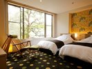 【ツインルーム|うぐいすの間】快眠を誘う上質なベッドと寝具。