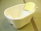 【サービス|赤ちゃん用品】赤ちゃんも安心して入浴できるよう、ベビーバスをご用意。