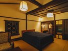 <土>和室10畳 ダブルベッド(テラス付)【山側】