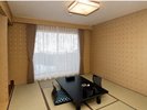 足を伸ばしてのんびりと過ごす和のしつらえ