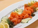 お食事を彩る一品をご用意しております