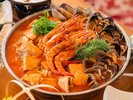 シェフ特製「知床ブイヤベース」※仕入状況、時期によりメニューが異なる場合がございます