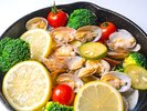 【夏】四国野菜とあさりの白ワイン蒸し