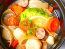 【春】春キャベツと新じゃが芋、どでかソーセージのポトフ