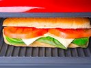 【春】トマトとチーズのバジルパニーニ