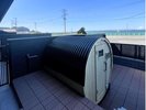102号室 テラスに備えた専用バレルサウナ
