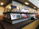 【ラウンジ】レコードが流れる心地よい空間