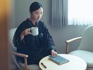 上下セパレートタイプのルームウェアで、ゆったりリラックス。