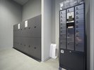クロークには貴重品ロッカーも設置しております。