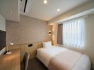 ◇禁煙◇レディースダブルルーム|13�u|シモンズ製ベッド幅140�p