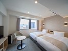 ◇禁煙◇レディースツインルーム|20�u|シモンズ製ベッド幅120�p×2台