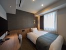 ◇禁煙◇セミダブルルーム|13�u|シモンズ製ベッド幅120�p