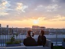 ルーフトップテラスからの夕日
