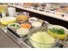 「朝食ビュッフェ」朝6:00〜9:00最終入店(9:30閉店) 岐阜県産野菜にこだわったサラダバーです。