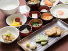 ◆和食もふんだんに取り揃えております♪