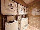 【男女大浴場】洗濯機、乾燥機3台(洗濯機無料、乾燥機20分100円)洗濯機の洗剤は自動投入式♪