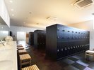 男性263個・女性256個の脱衣ロッカーを完備