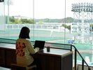 Wi-Fi、電源付きのカウンター席あり。ワークスペースとしてもご活用いただけます。