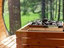 ガラス貼りで開放感あるバレルサウナから外の景色が楽しむことが出来ます♪