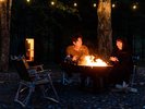 夜は焚き火でゆっくりと会話を