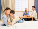 ゴロゴロできる畳コーナーが子連れに人気