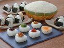 炊きたて妙高産コシヒカリ、握りたておにぎりで笑顔の朝食。