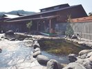 露天風呂( 3つの源泉かけ流し )