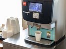 【コーヒーサービス】挽きたての香りとともに、ホッとひと息。ご宿泊者様限定・嬉しい無料サービス。