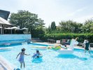 夏はプールを大満喫★★
