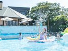 夏はプールを大満喫★★
