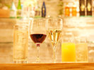 HAPPY HOUR 粋酔-Suisui-(17時〜18時半)ご宿泊者様限定でアルコールドリンク無料サービスがございます。