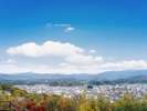 晴れた日には近く山から高山市内を一望してはいかがでしょうか。