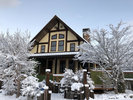 雪景色のシャレー