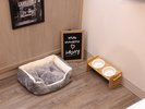 ワンちゃんのベッド・専用皿もご用意しております☆