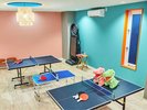 【娯楽エリア】雨の日でも楽しめるダーツ&卓球も無料でお愉しみいただけます。