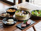 【日帰りBBQ】シェフ厳選の豪華海鮮地獄蒸し!ラグジュアリーグランピングBBQコース