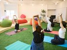 Morning Yoga/朝ヨガ:気持ちの良い朝の始まりにストレッチをしながらひと汗かいてみては?※事前予約制
