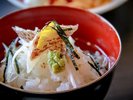 朝食バイキング一例:名物鯛茶漬け