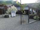 売店はない為持ち込み自由となります。