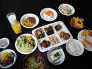 朝食イメージ。健康朝食はバイキング形式でご利用できます。7時〜9時まで予約制