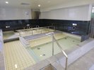 6F浴場内 白湯・電気風呂・ジェットバス