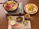 ・【夕食一例】お腹も心も満たされるひと時を、自然豊かな河口湖に位置する当宿でお過ごしください