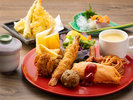 夕食はお子様が喜ぶメニューもたくさんあります♪