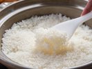 食事のお米は、炊き立ての「吉田米」をご用意しております。(一例)