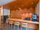 無料サービス!セルフスタンドにて、珈琲やカフェラテをご案内!レンジやケトルもあります♪