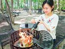 併設カフェえの火付け体験の様子