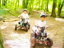 ジャイロライドパークにはお子様用のバギーの乗り物も!
