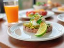 お好きなメインのお料理を何度でもご注文いただけます。